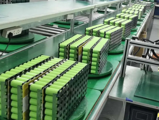 鋰電池露點儀在鋰電池生產(chǎn)過程的重要作用